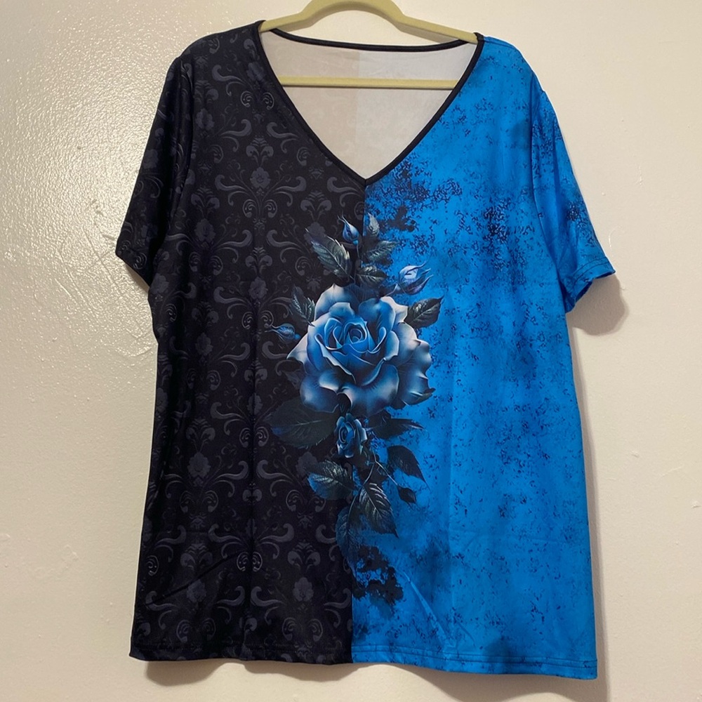 NEW Rose V Neck Short Sleeve Shirt Plus